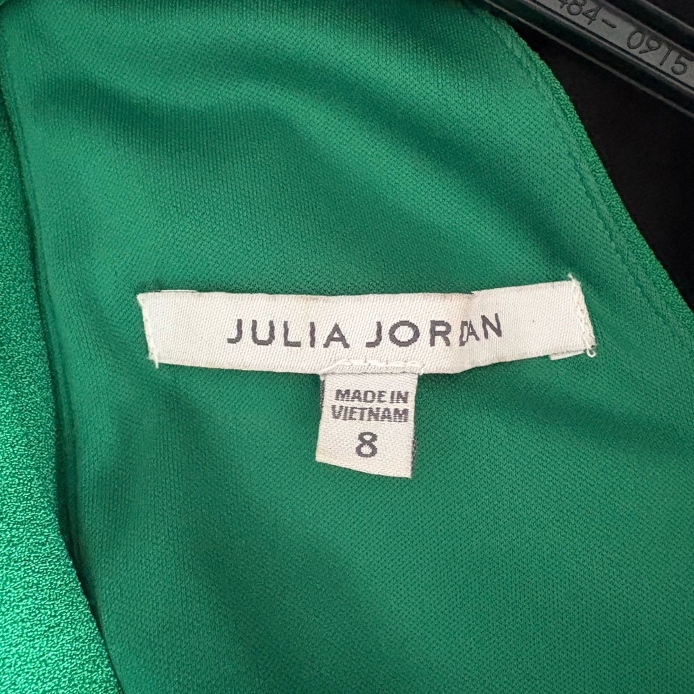 Julia Jordan Midi Length Dress View 2